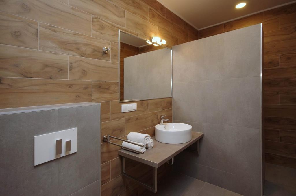 Mosoly Deluxe Apartman ギュラ エクステリア 写真